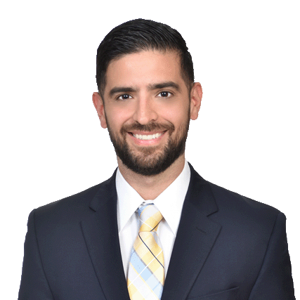 Professional photo of Julio Valdez.